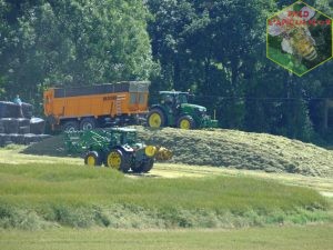 ensilage foin John Deere